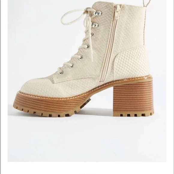 COPY - NWT ALTARD STATE BOOTIES 9 - Picture 5 of 7